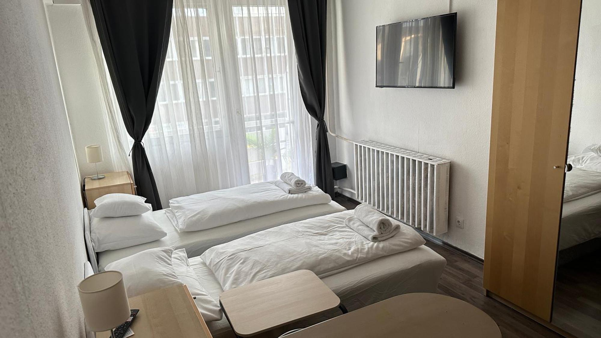 Hermina Apartmanok Westend بودابست المظهر الخارجي الصورة