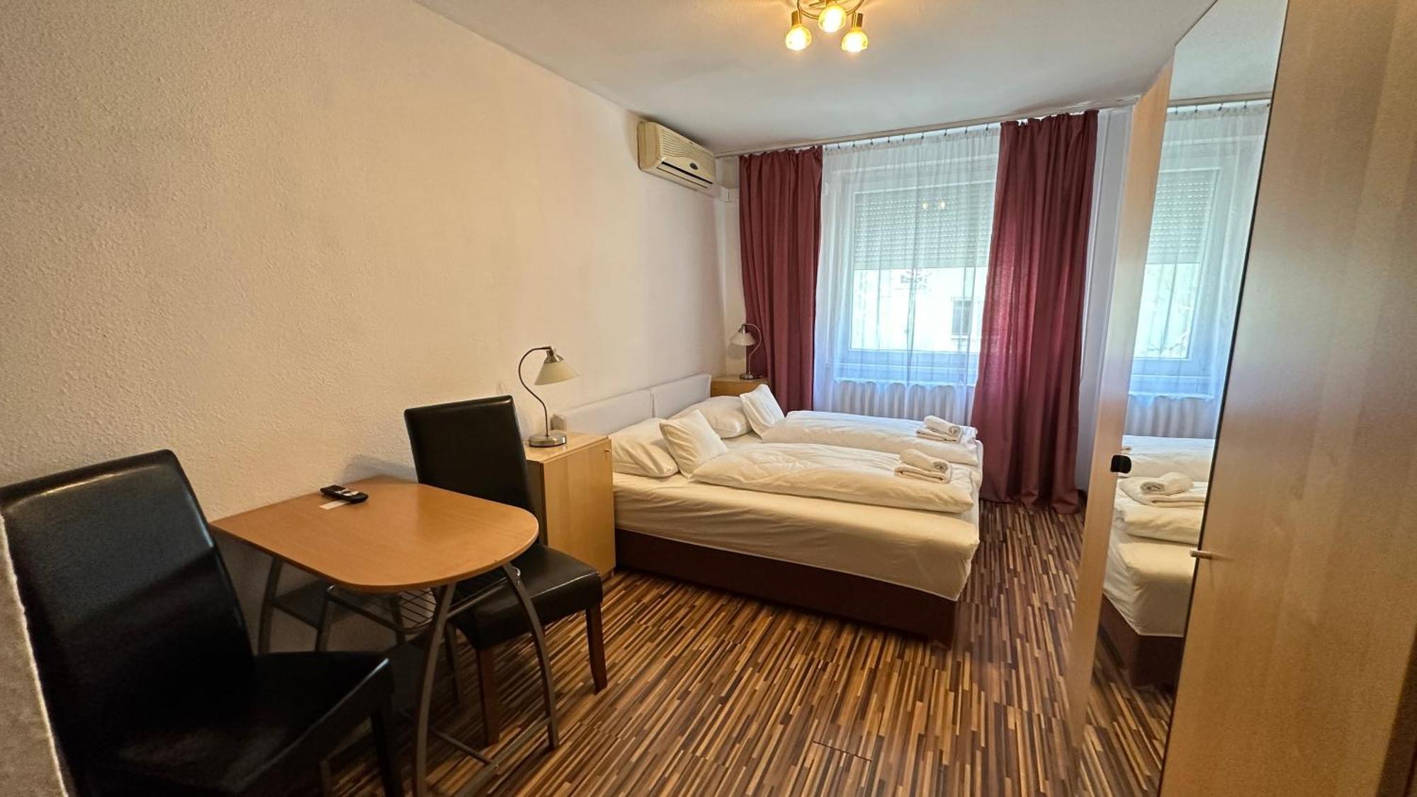 Hermina Apartmanok Westend بودابست المظهر الخارجي الصورة